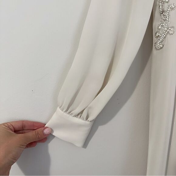 ⭕️ GUESS by Marciano Dress Cream Silver Crystals Embroidered XS - Picture 4 of 10